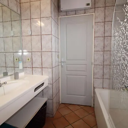 Gripalmeraie - Pour 4 Personnes Dans De Prestige A * Grimaud