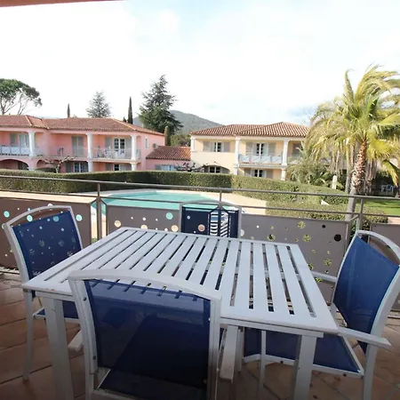 Gripalmeraie - Pour 4 Personnes Dans De Prestige A Grimaud
